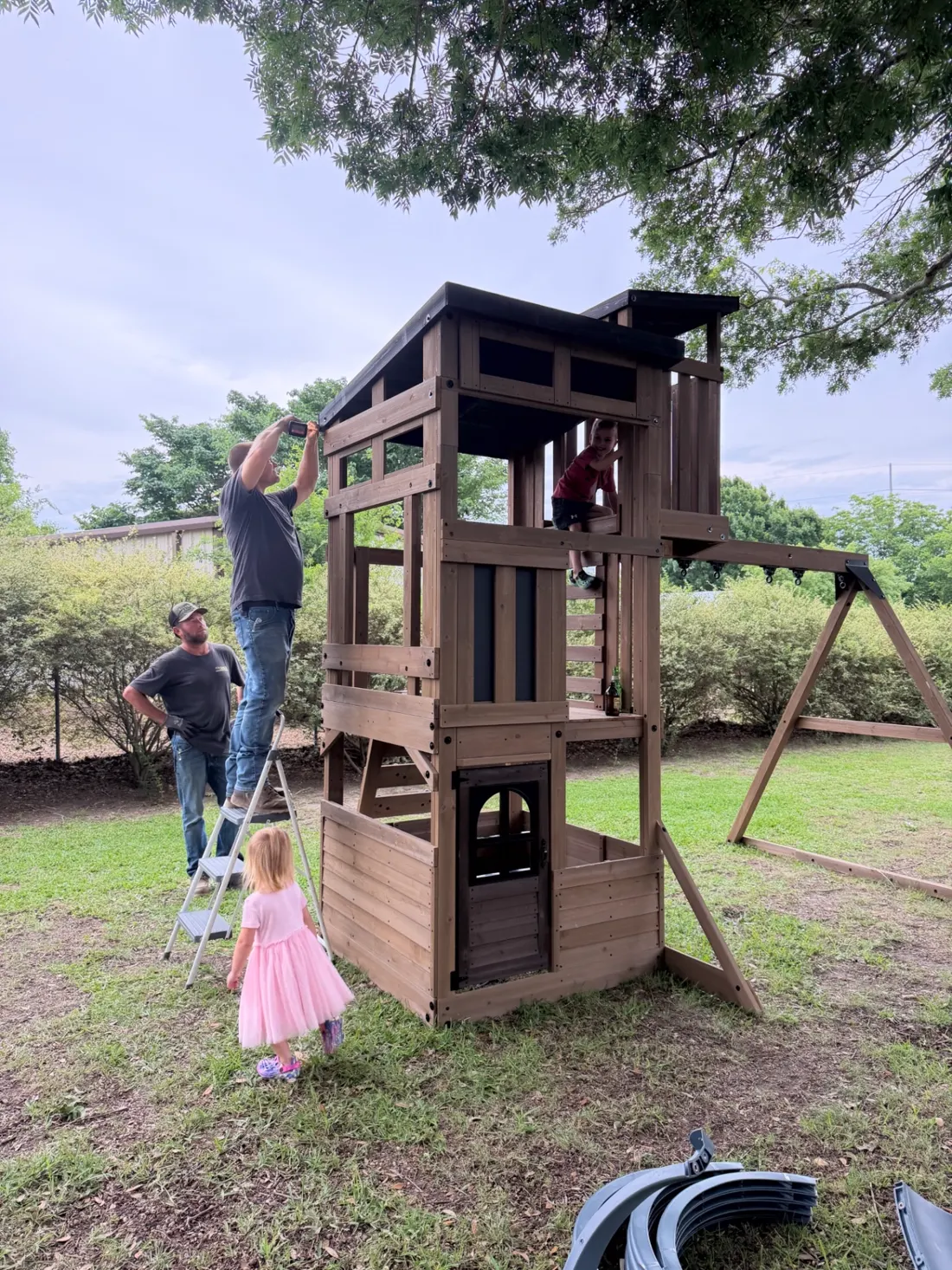 Kick It kids getting in the way of the crew trying to get their playset built for them